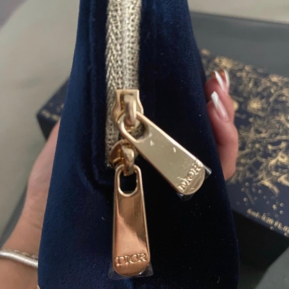DIOR make up bag - Picture 3 of 4